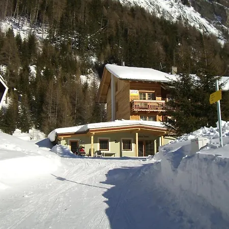 Guest house Landhaus Taurer